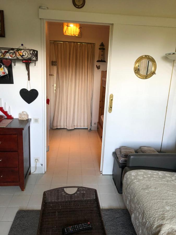Studio En Rez De Jardin -"Le Petit Nid" A Trouville Buitenkant foto